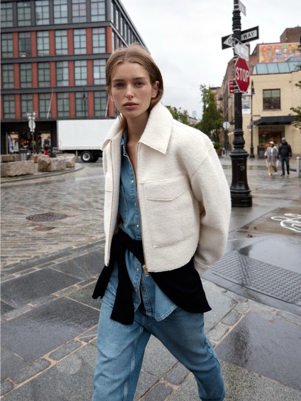 Zara BOUCLÉ JACKET WITH PATCH POCKETS Size Small Cropped In Cream Fall Casual